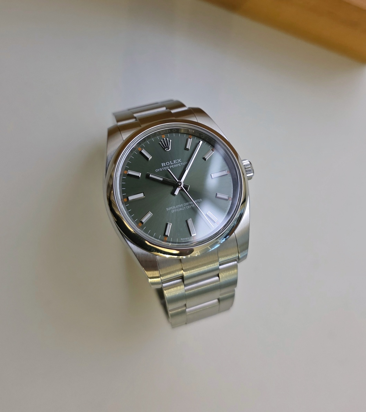 Rolex Oyster Perpetual 114200 Olive green