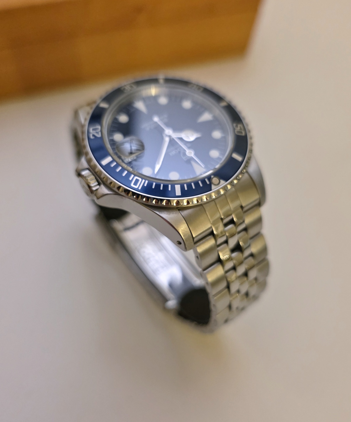 Tudor Submariner 75090 mid size Blue dial jubilee 1993