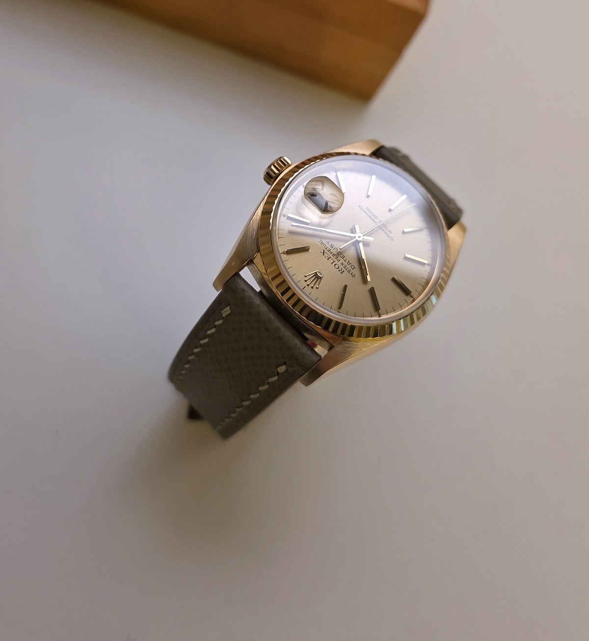 Rolex Datejust 18k yellow gold 16018