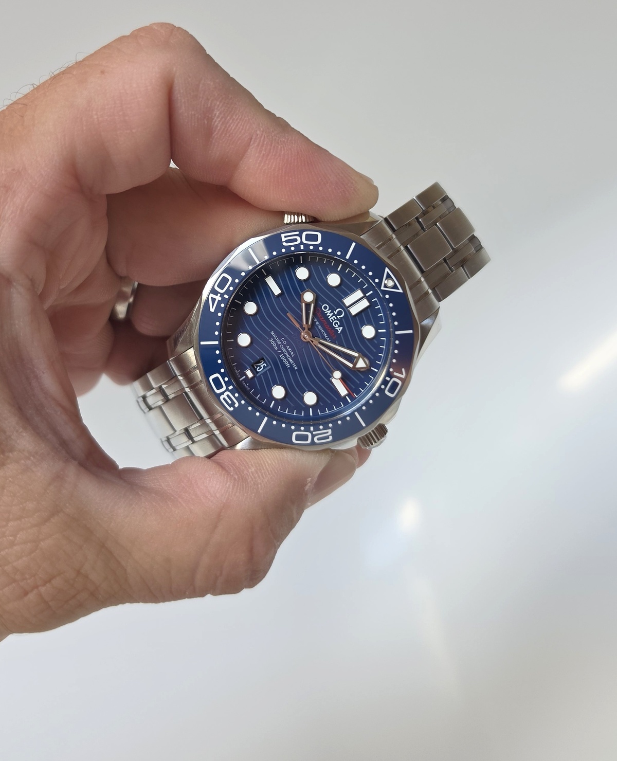 Omega Seamaster 300M Diver blue 210.30.42.20.03.001 Full set 2024