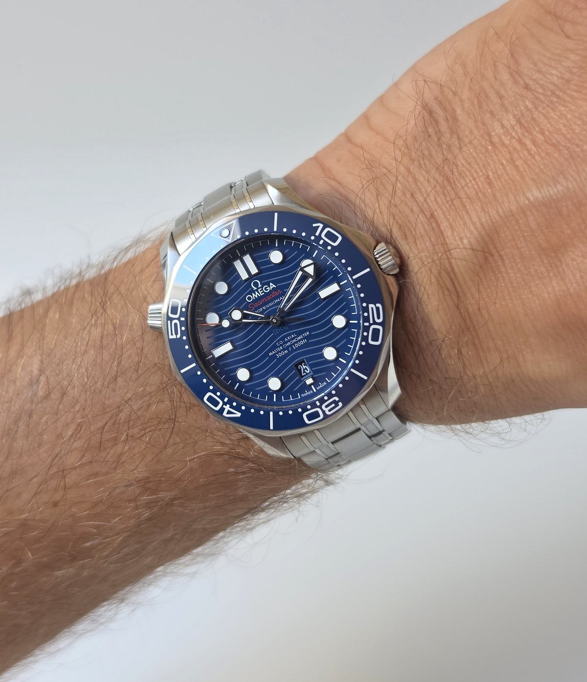 Omega Seamaster 300M Diver blue 210.30.42.20.03.001 Full set 2024