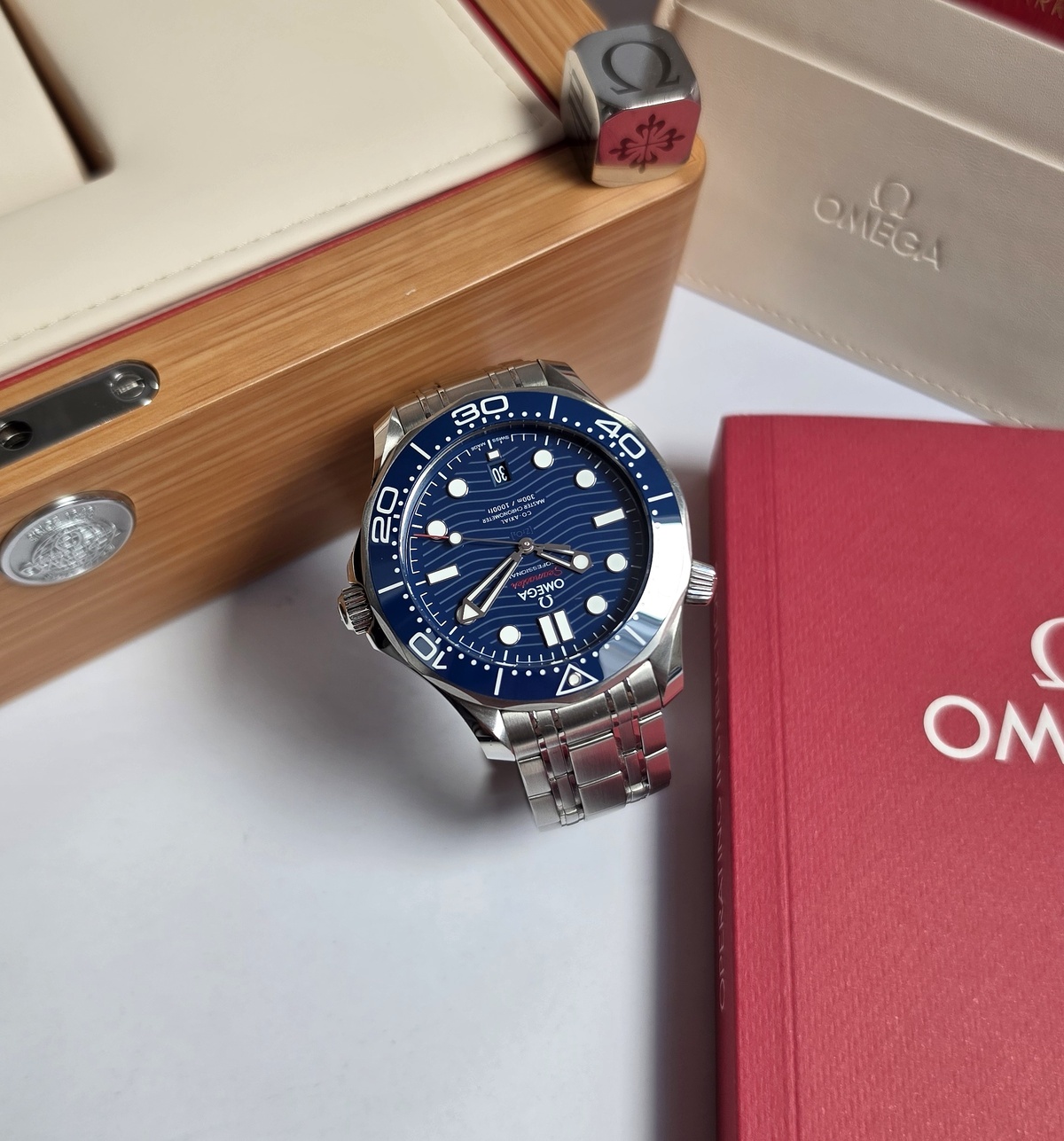 Omega Seamaster 300M Diver blue 210.30.42.20.03.001 Full set 2024