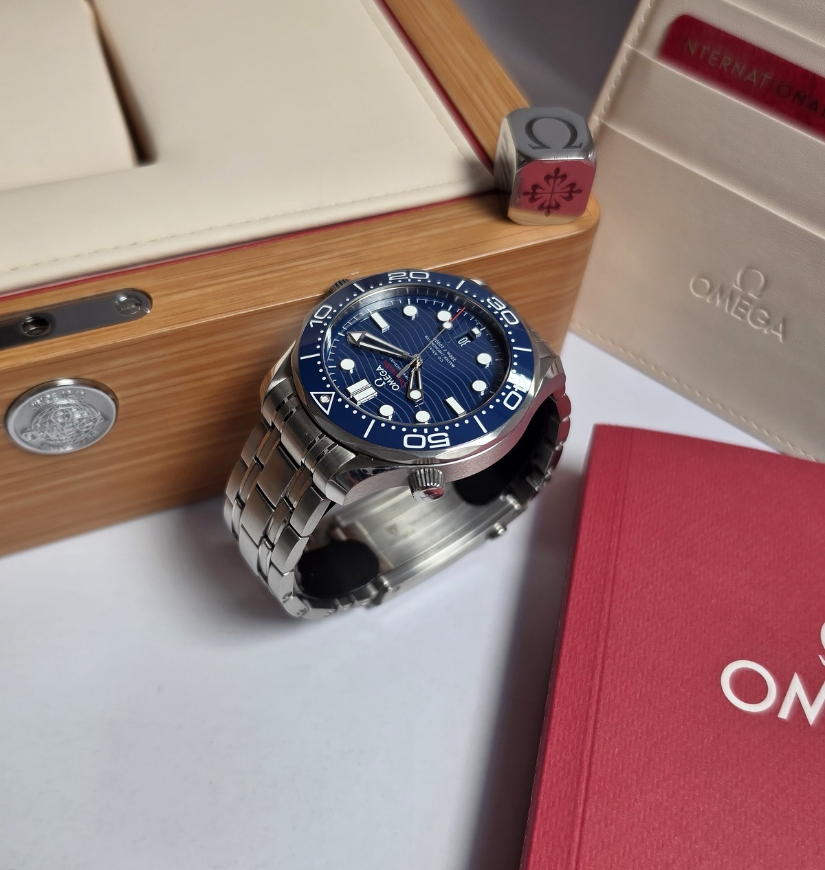 Omega Seamaster 300M Diver blue 210.30.42.20.03.001 Full set 2024